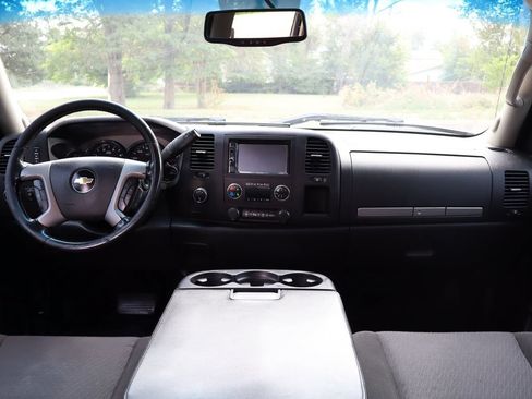 Used 2014 Chevrolet Silverado 3500 LT w/ Interior Plus Package AWD/4WD image 17