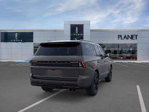 New 2026 Lincoln Navigator Black Label AWD/4WD image 8