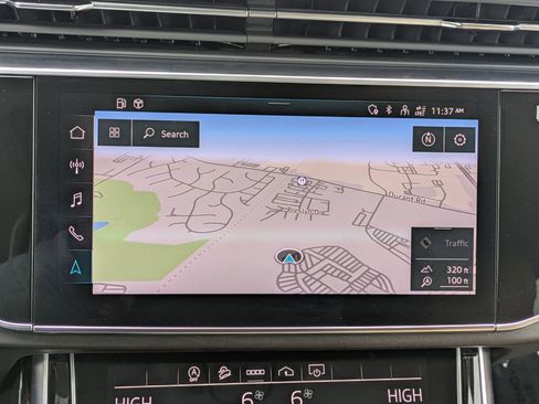 Used 2023 Audi Q8 Premium Plus image 13