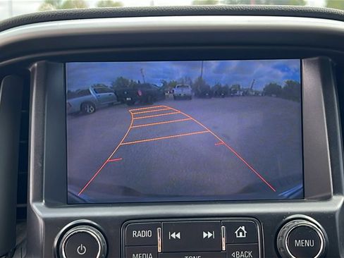 Used 2015 Chevrolet Colorado LT image 22