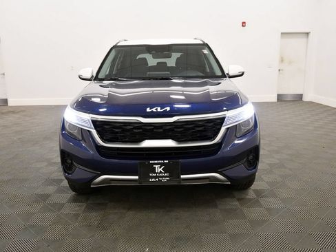 Certified 2023 Kia Seltos S w/ Navigation Package FWD image 11