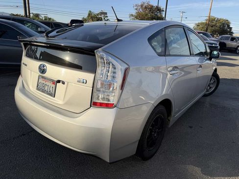 Used 2011 Toyota Prius Two FWD image 4