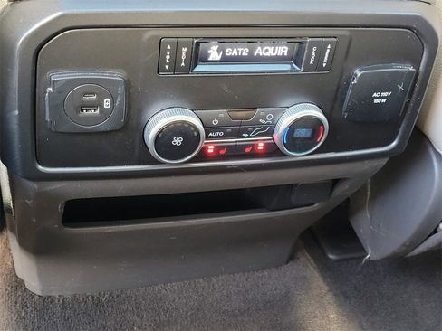 Used 2021 Ford Expedition Max Limited image 12