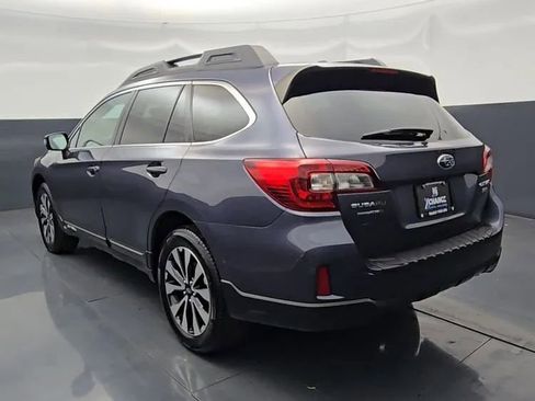 Used 2015 Subaru Outback 3.6R Limited AWD/4WD image 5