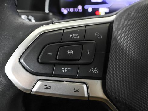 Used 2024 Volkswagen Jetta SE w/ Panoramic Sunroof Package FWD image 26