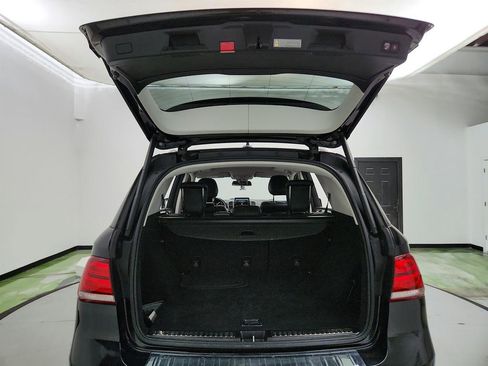 Used 2016 Mercedes-Benz GLE 400 4MATIC w/ Parking Assist Package image 32