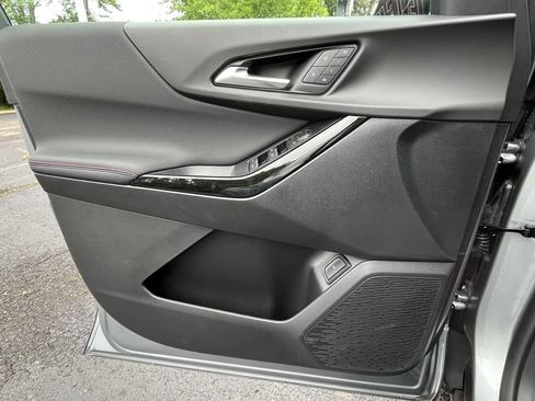 New 2026 Chevrolet Equinox RS w/ Convenience Package III FWD image 7