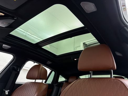 Used 2023 BMW X6 M50i w/ Executive Package image 6