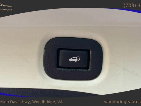Used 2017 Nissan Rogue SV w/ SV Premium Package FWD image 31