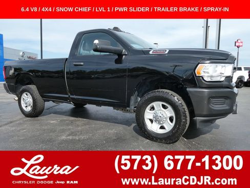 Used 2022 RAM 2500 Tradesman AWD/4WD image 1