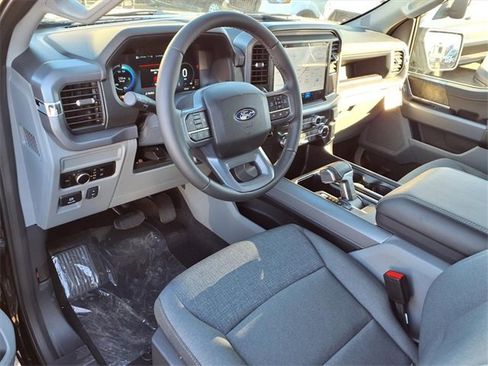 New 2025 Ford F150 Lightning XLT image 9