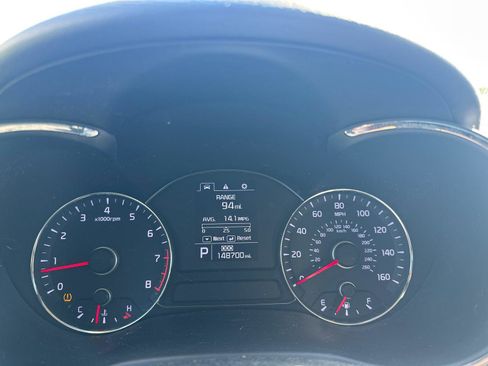 Used 2014 Kia Forte EX w/ Premium Package FWD image 19