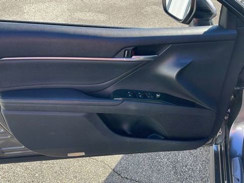 Used 2018 Toyota Camry XLE w/ Audio Package image 13