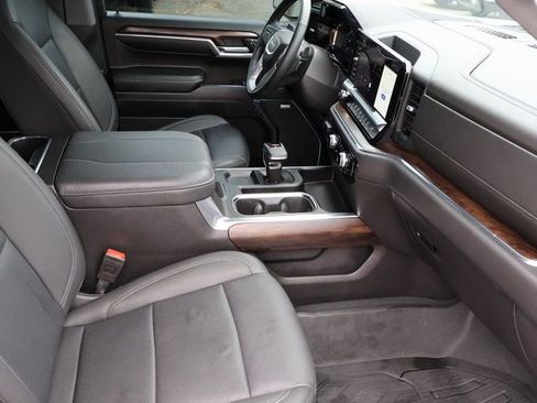 Used 2024 GMC Sierra 1500 SLT w/ SLT Premium Plus Package image 13