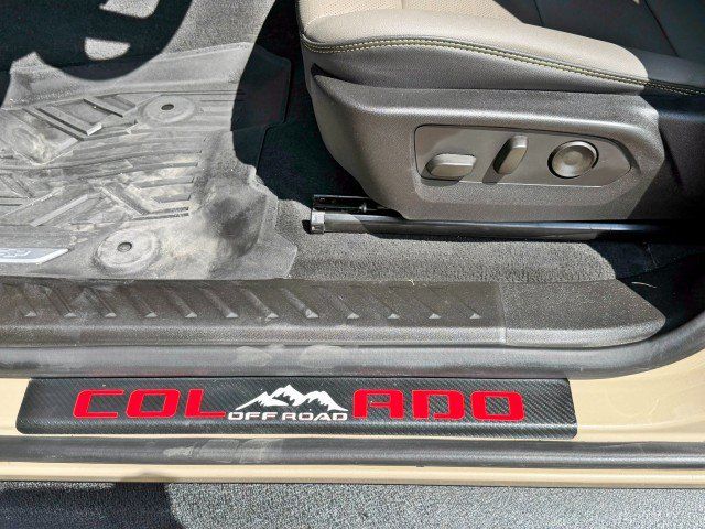 Certified 2024 Chevrolet Colorado ZR2 w/ ZR2 Convenience Package III AWD/4WD image 16