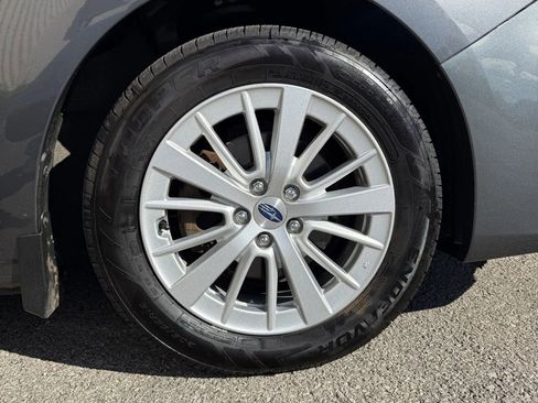 Used 2018 Subaru Impreza 2.0i Premium image 27