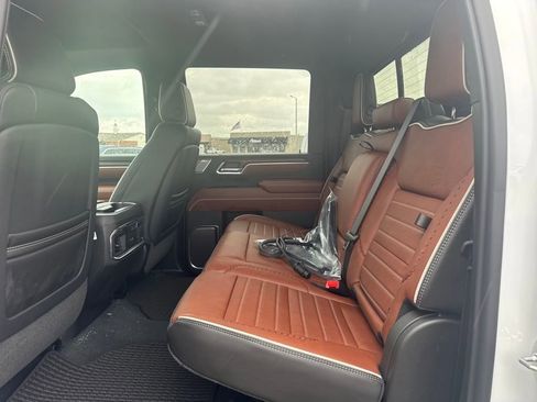 New 2026 GMC Sierra 2500 Denali Ultimate image 6