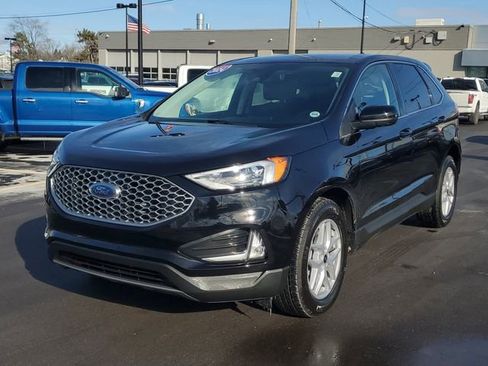 Certified 2024 Ford Edge SEL w/ Convenience Package image 2