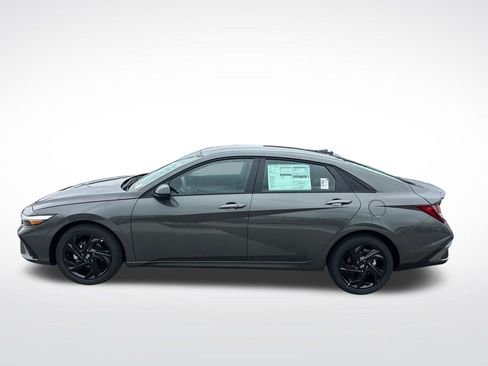 New 2026 Hyundai Elantra Sport FWD image 2