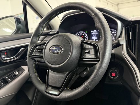 Used 2025 Subaru Outback Onyx Edition AWD/4WD image 14