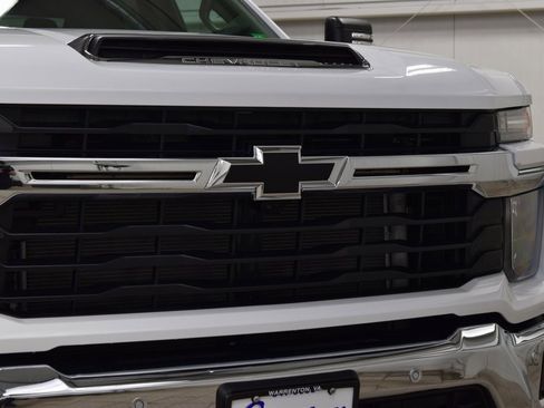 New 2026 Chevrolet Silverado 2500 LT w/ All Star Edition image 11