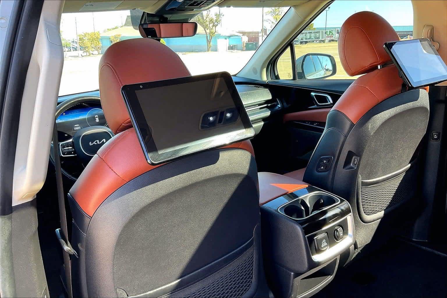 Used 2022 Kia Carnival SX Prestige FWD image 10