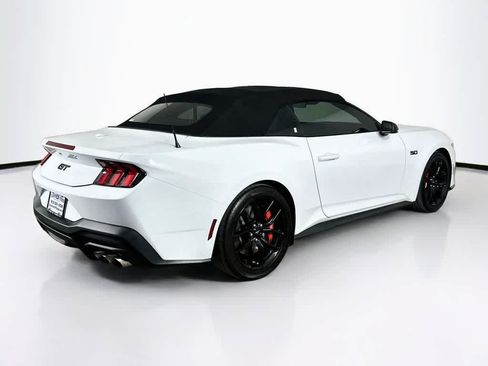 Used 2025 Ford Mustang GT Premium RWD image 23