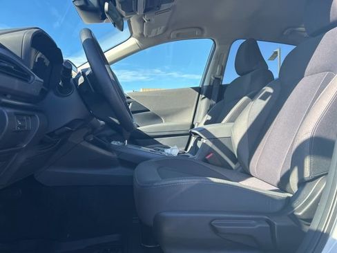 Used 2025 Subaru Crosstrek 2.0i Premium image 14