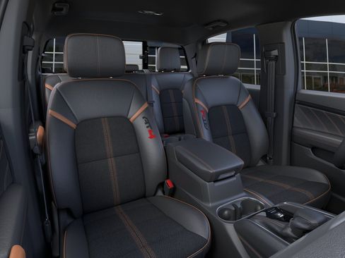 New 2026 GMC Canyon AT4 AWD/4WD image 40