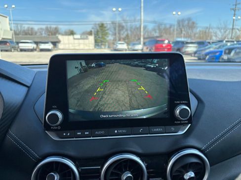 Used 2025 Nissan Sentra SV image 22