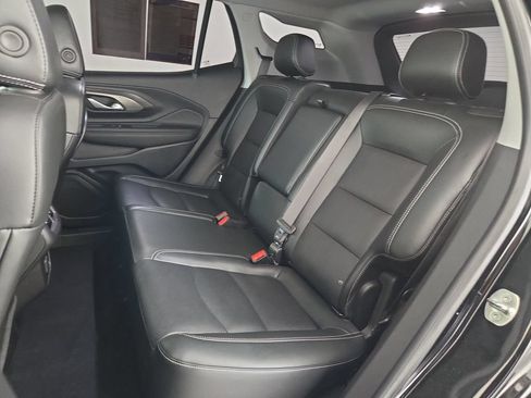 Used 2022 GMC Terrain SLT w/ Elevation Edition FWD image 30
