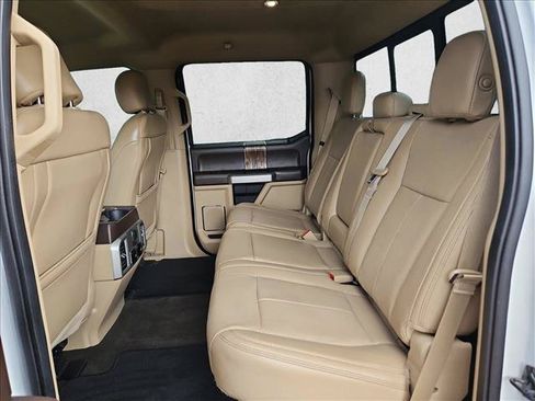 Used 2018 Ford F150 Lariat w/ Equipment Group 502A Luxury RWD image 19