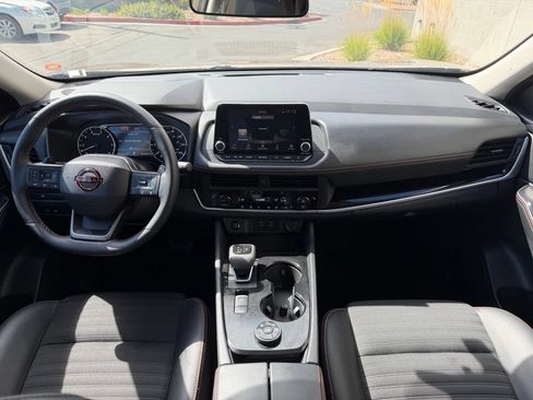Used 2026 Nissan Rogue SV AWD/4WD image 13