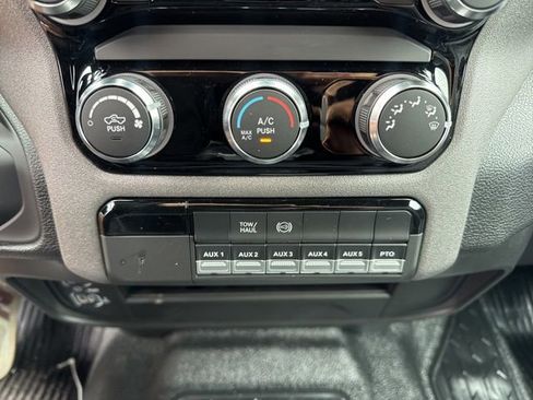 New 2026 RAM 3500 Tradesman AWD/4WD image 18