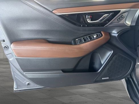 Used 2022 Subaru Outback Touring image 10