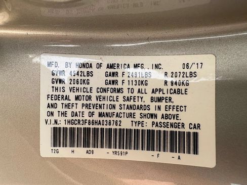 Used 2017 Honda Accord EX-L image 39