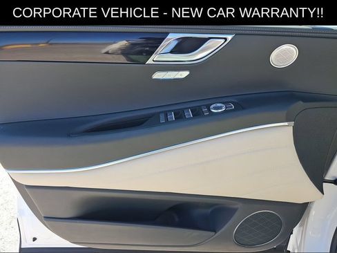 Used 2026 Genesis GV80 2.5T AWD/4WD image 11