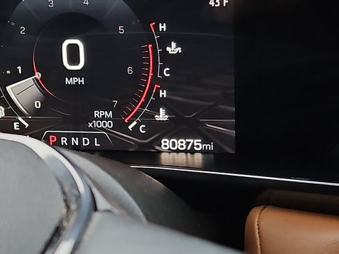 Used 2023 GMC Canyon AT4 image 20