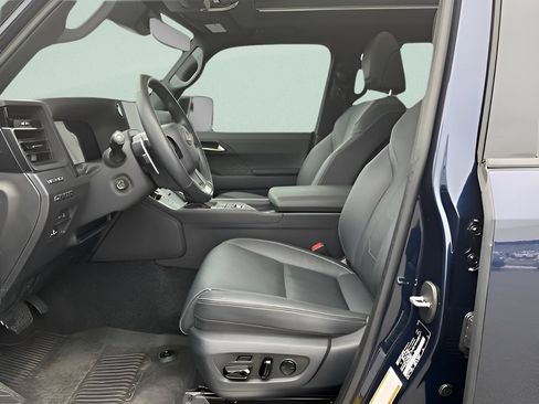 Used 2024 Lexus GX 550 w/ Accessory Package (Z1) AWD/4WD image 23
