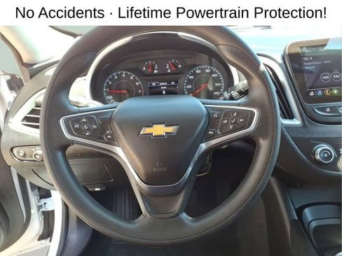Used 2024 Chevrolet Malibu LS FWD image 15