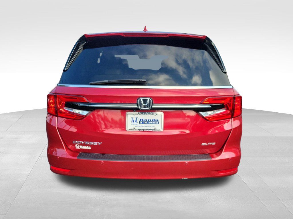Certified 2024 Honda Odyssey Elite image 9