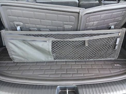 Used 2024 Kia Telluride EX image 17