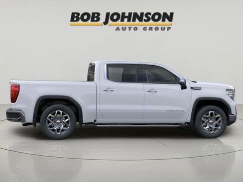 New 2026 GMC Sierra 1500 SLT AWD/4WD image 2