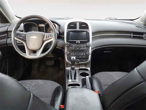 Used 2015 Chevrolet Malibu LT w/ Power Convenience Package image 10