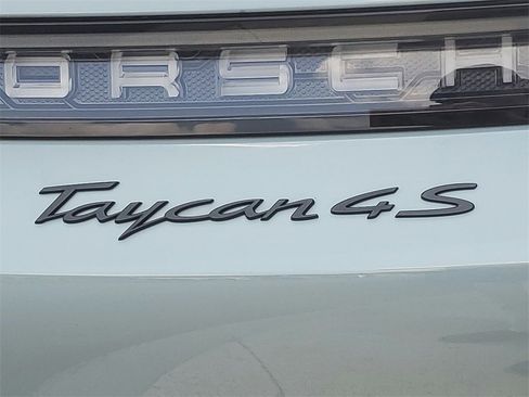 Used 2025 Porsche Taycan 4S image 28