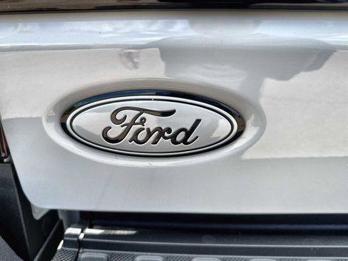 Used 2026 Ford F250 Platinum AWD/4WD image 16