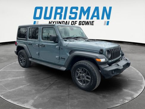 Used 2024 Jeep Wrangler Sport S image 1