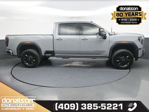 Used 2025 GMC Sierra 2500 AT4 w/ AT4 Preferred Package AWD/4WD image 2
