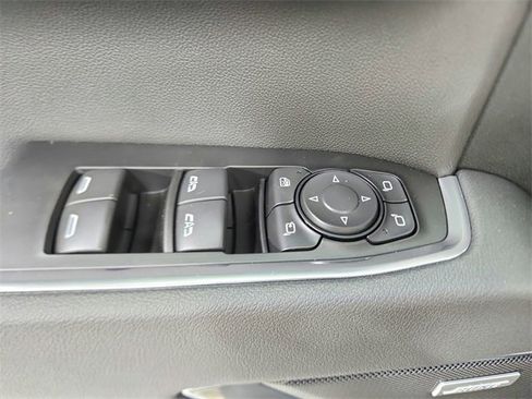 New 2026 GMC Sierra 1500 SLT w/ SLT Premium Plus Package image 42