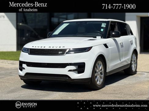 Used 2024 Land Rover Range Rover Sport SE image 1